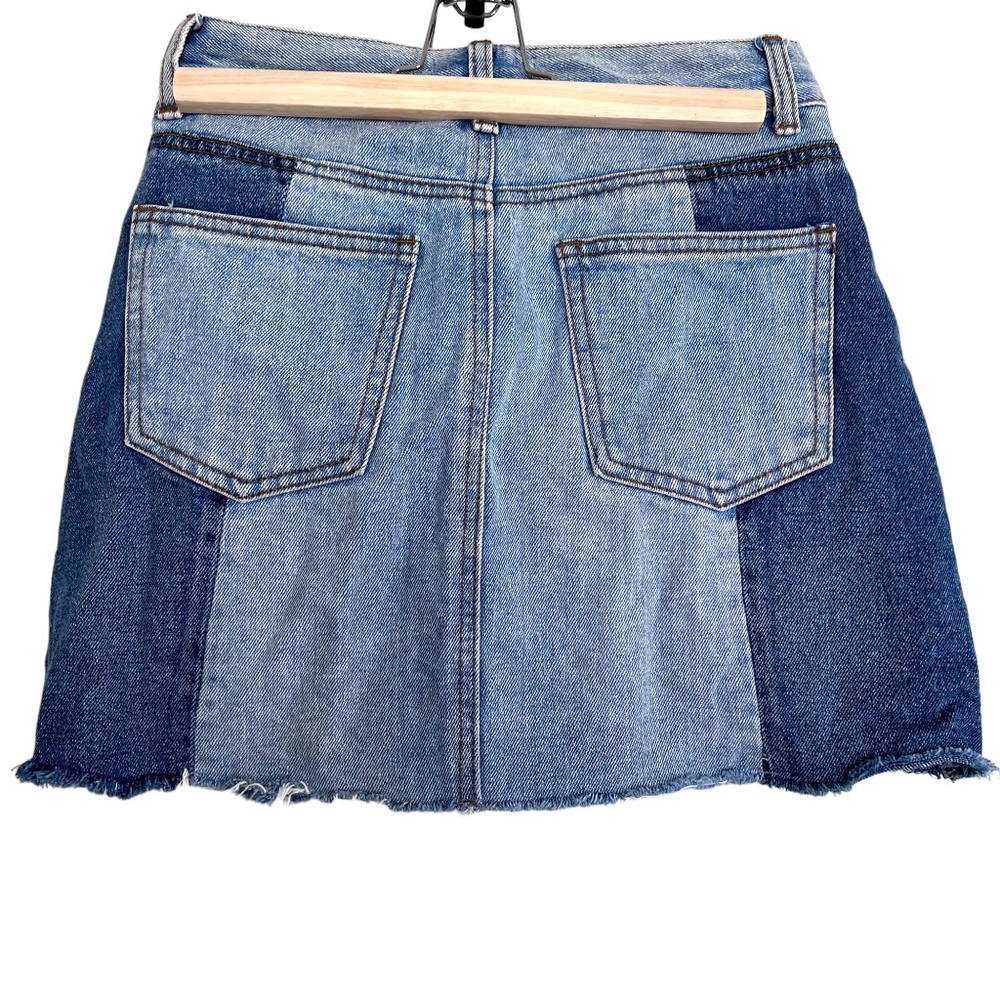 Evidnt Tammy Denim Two Toned Raw Hem Mini Skirt Blue Size 26 - Picture 10 of 14